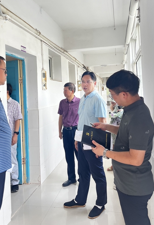 我校開展新生宿舍專項督查