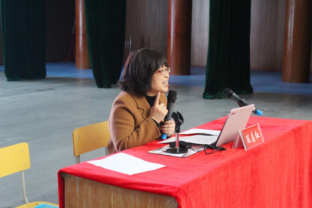 自知?自愛?自律——衡陽幼兒師范高等?？茖W(xué)校耒陽學(xué)院舉行女生專題教育講座