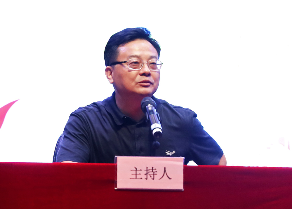 幼高專講壇∣ 全國職業(yè)教育和成人教育知名專家汪忠明來我校講學(xué) 幼高專講壇∣ 全國職業(yè)教育和成人教育知名專家汪忠明來我校講學(xué)