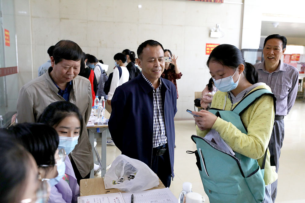 金秋十月，溫情迎新——衡陽幼高專喜迎2021級高招大專新生