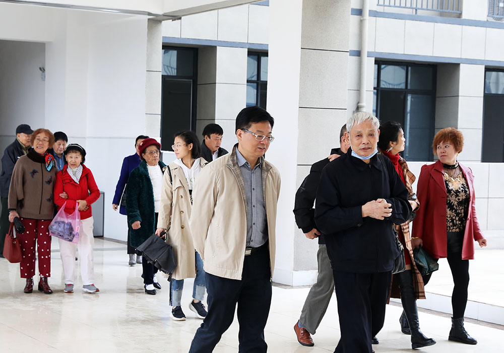 老驥伏櫪寫春秋，不忘初心話重陽 ——衡陽幼高專舉辦離退休老同志重陽節(jié)聯(lián)誼活動(dòng)