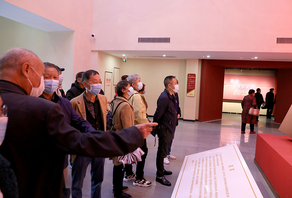 老驥伏櫪寫春秋，不忘初心話重陽 ——衡陽幼高專舉辦離退休老同志重陽節(jié)聯(lián)誼活動(dòng)