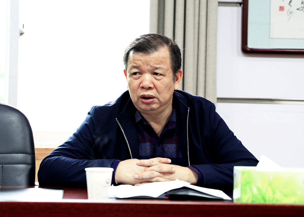 龔學(xué)余來(lái)衡陽(yáng)幼高專(zhuān)調(diào)研新校區(qū)建設(shè)