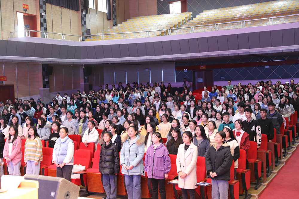 衡陽(yáng)幼高專(zhuān)舉辦業(yè)余黨校第3期入黨啟蒙教育培訓(xùn)