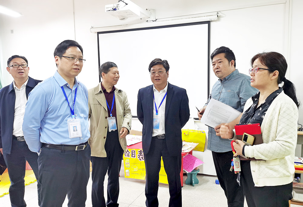 李來(lái)清、鄧昌大調(diào)研實(shí)訓(xùn)教學(xué)安全工作