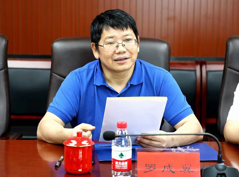 李來清率隊赴湖南一師、銅仁幼?？疾鞂W(xué)習(xí)