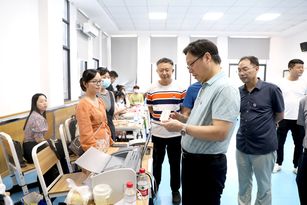 衡陽(yáng)幼兒師專(zhuān)喜迎2022級(jí)新同學(xué)