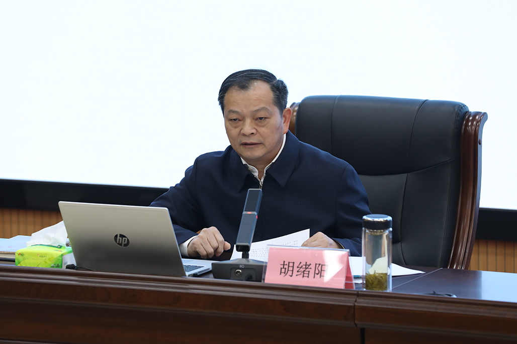 市委組織部部長(zhǎng)、市委統(tǒng)戰(zhàn)部部長(zhǎng)胡緒陽(yáng)來(lái)衡陽(yáng)幼兒師專宣講黨的二十大精神