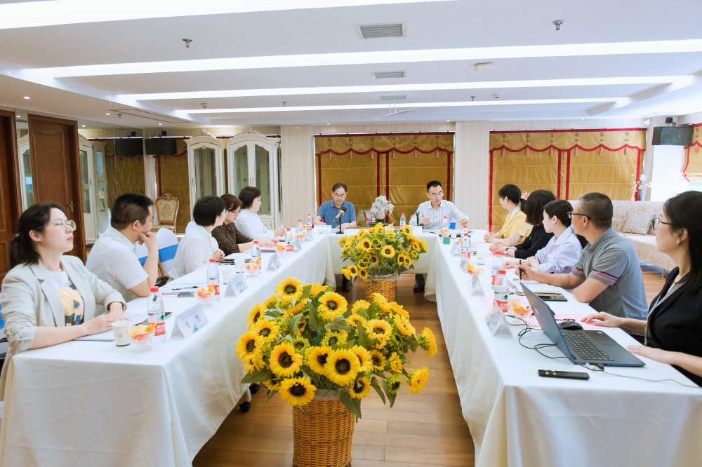 我校與薇愛(ài)美地簽署校企戰(zhàn)略合作協(xié)議 我校與薇愛(ài)美地簽署校企戰(zhàn)略合作協(xié)議