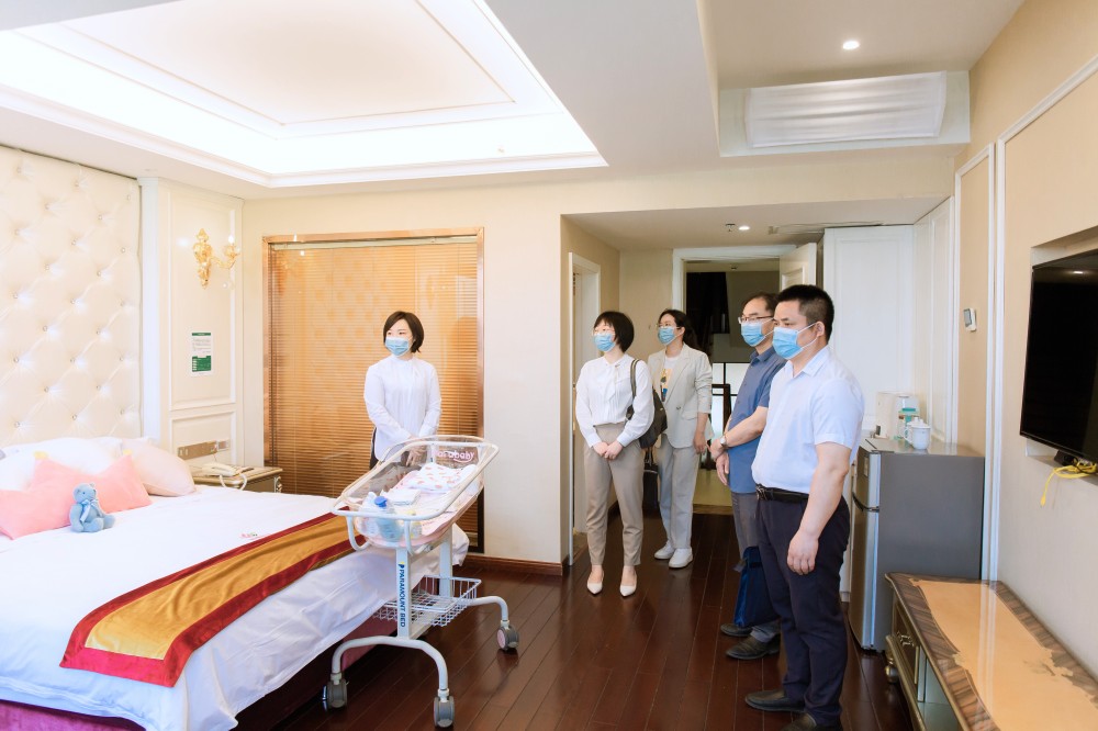 我校與薇愛(ài)美地簽署校企戰(zhàn)略合作協(xié)議 我校與薇愛(ài)美地簽署校企戰(zhàn)略合作協(xié)議