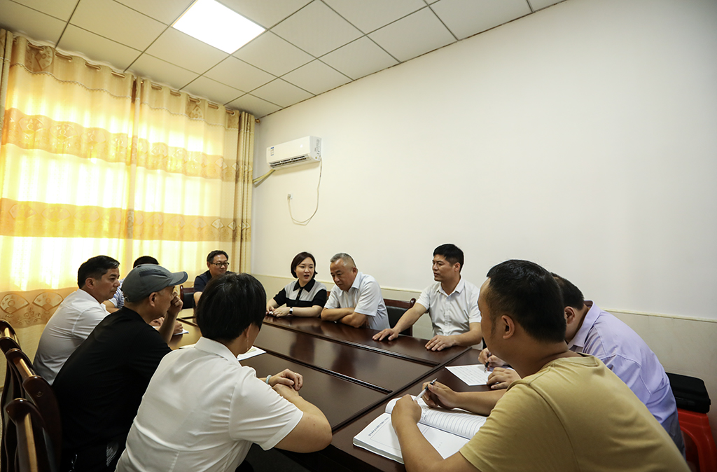 開啟新征程 瞄準(zhǔn)新目標(biāo) 建立新功業(yè) ——我校鄉(xiāng)村振興工作隊(duì)完成隊(duì)員輪換 開啟新征程 瞄準(zhǔn)新目標(biāo) 建立新功業(yè) ——我校鄉(xiāng)村振興工作隊(duì)完成隊(duì)員輪換